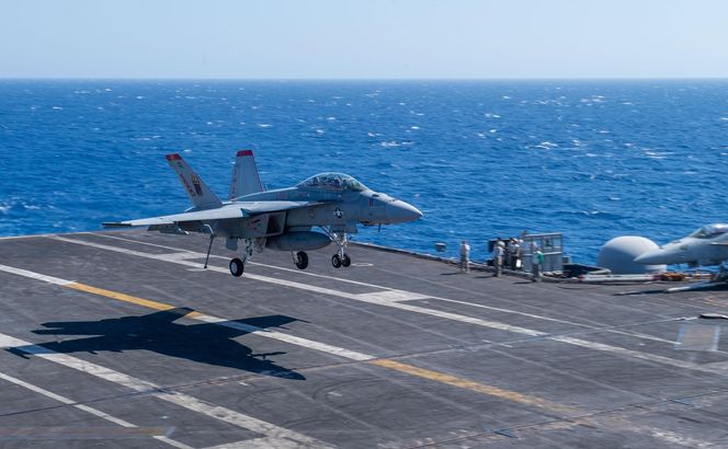 Lotniskowiec USS Harry S. Truman