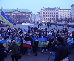 Manifestacja w trzecią rocznicę wybuchu wojny w Ukrainie