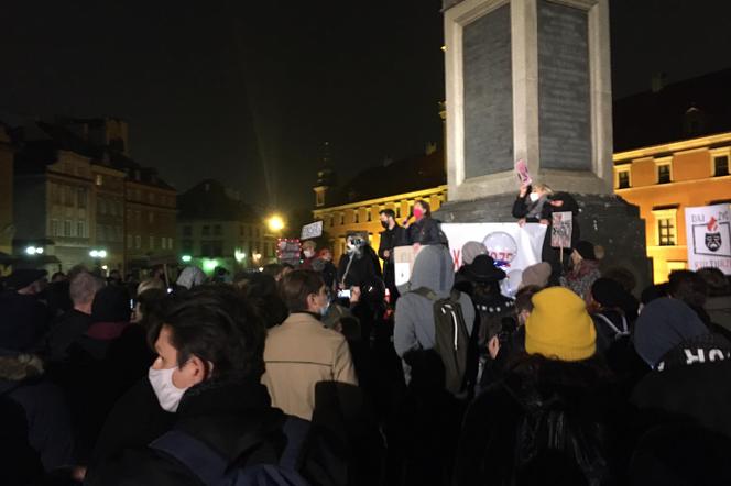 Protest artystów w Warszawie: Próbuje się pogrzebać kulturę
