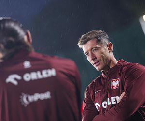 Robert Lewandowski i inni kadrowicze na treningu reprezentacji Polski