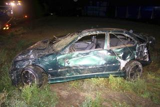 Śmiertelny wypadek w powiecie radziejowskim. Samochód dachował i uderzył w budynek! [ZDJĘCIA]