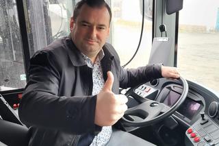 Nowe autobusy miejskie w Skarżysku. Za kierownicą... prezydent