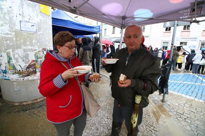 Tak wyglądają Głuchołazy po przejściu powodzi. Niewyobrażalna skala zniszczeń