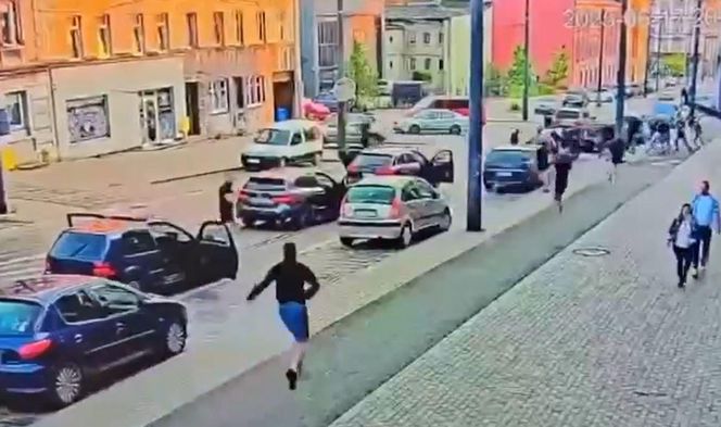Rajd po Chorzowie. Kibice GKS Katowice napadli przypadkowych przechodniów