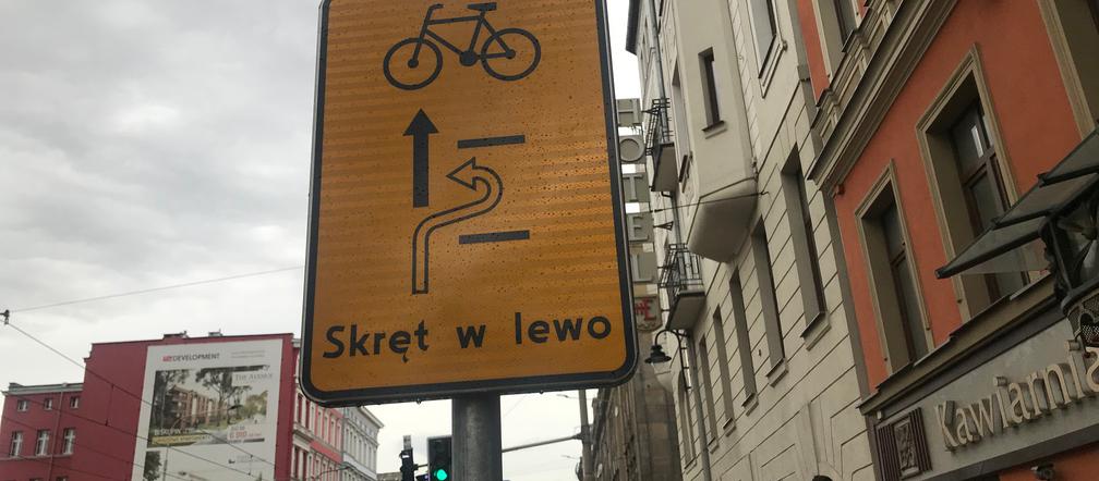Tajemniczy znak na Piłsudskiego we Wrocławiu! Wiecie co oznacza? [ZDJĘCIA]