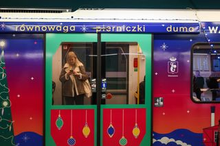 Świąteczne metro w Warszawie