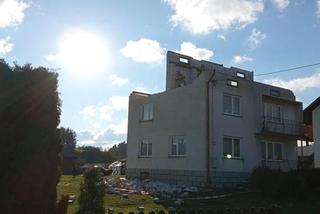Wichury w województwie lubelskim. Szalejący wiatr zrywał dachy i łamał drzewa [ZDJĘCIA]