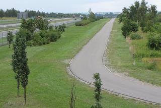 Wzdłuż autostrad - na drogach technicznych