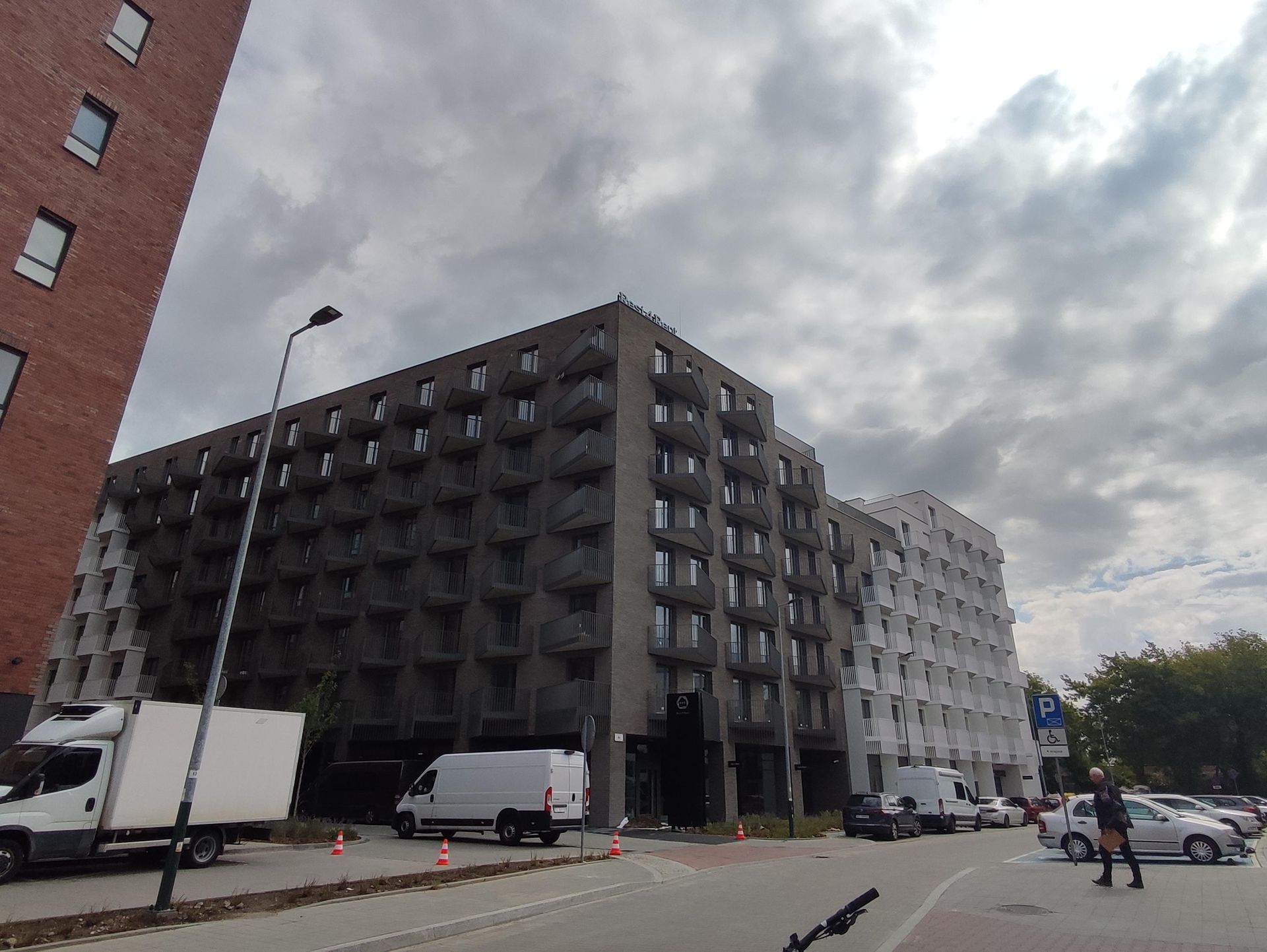 ul. Romanowicza 4 w Krakowie. Resi4Rent