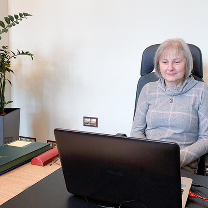 Śląskie uczelnie w obliczu pandemii. Zajęcia, egzaminy i obrony prac przed komputerem