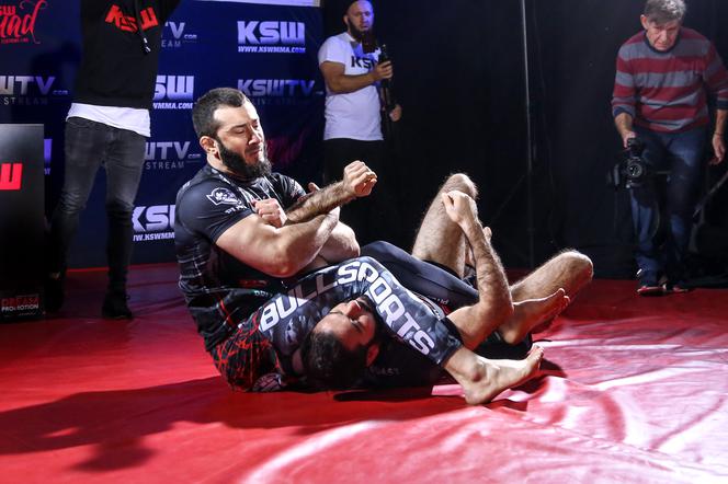 Mamed Khalidow przegrał dwie poprzednie walki.