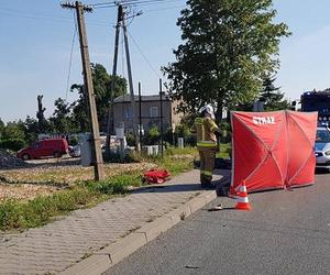 Wypadek w miejscowości Żurawieniec. Potrącenie pieszego przez ciągnik. Mężczyzna nie żyje