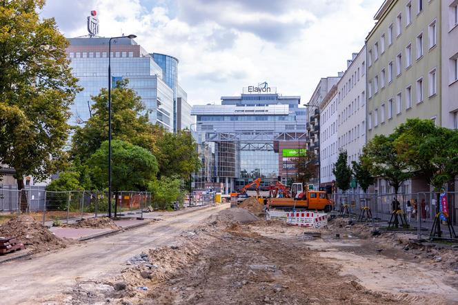 Budowa tramwaju na ul. Rakowieckiej w Warszawie