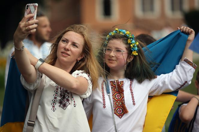 Polski rząd da 10 tys. zł Ukrainkom, które padły ofiarą Rosjan