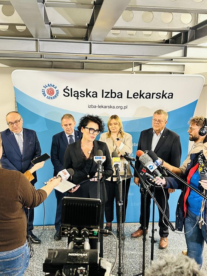 Nauka przeciw dezinformacji. Konferencja prasowa w Śląskiej Izbie Lekarskiej przeciwko konferencji "Czego Ci lekarz nie powie"