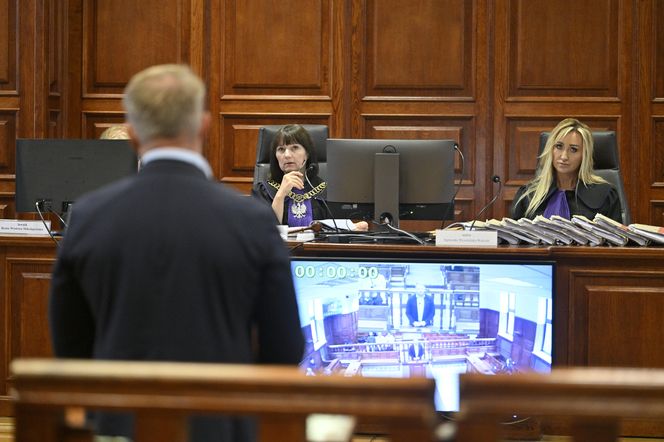 Proces Dawida Mirkowskiego o zabójstwo na Nowym Świecie. "Ja go, k***a, pociąłem!"