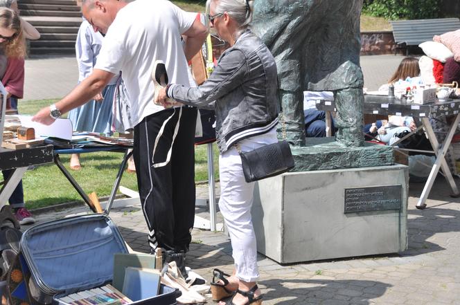 Wyprzedaż Garażowa obok Kieleckiego Centrum Kultury