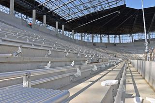 Szczecin. Na stadionie wkrótce pojawią się krzesełka! Dlaczego dach zmienił kolor? [ZDJĘCIA]