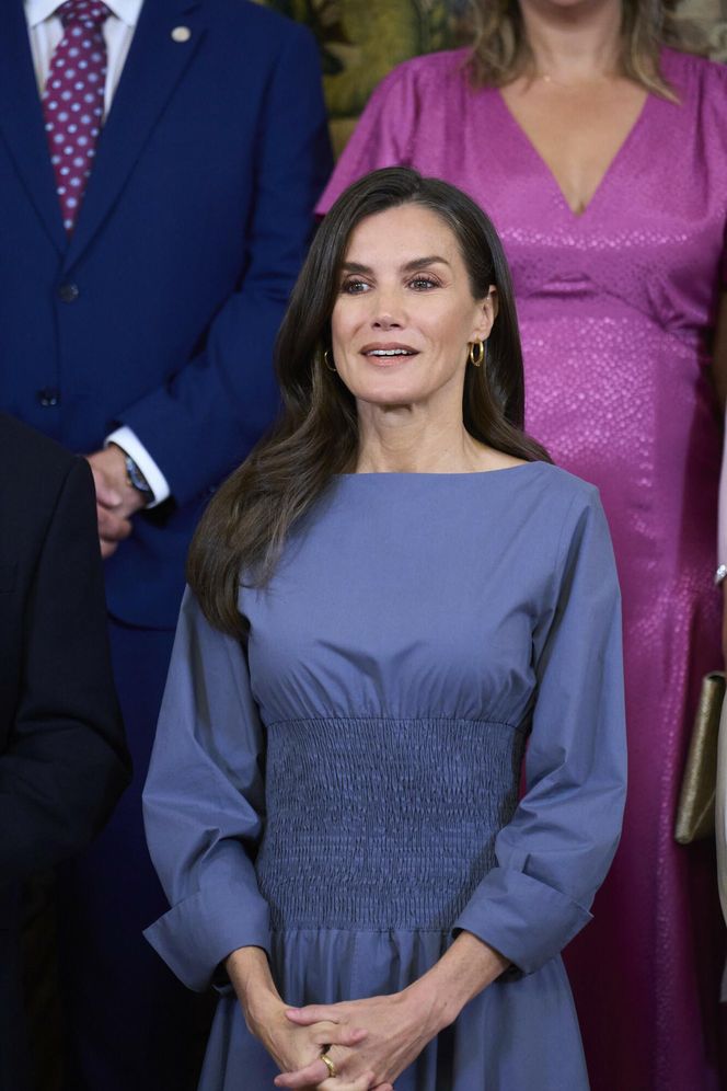 Królowa Letycja inspiruje doskonałym wyczuciem stylu. Oto kilka modowych zasad hiszpańskiej monarchini 