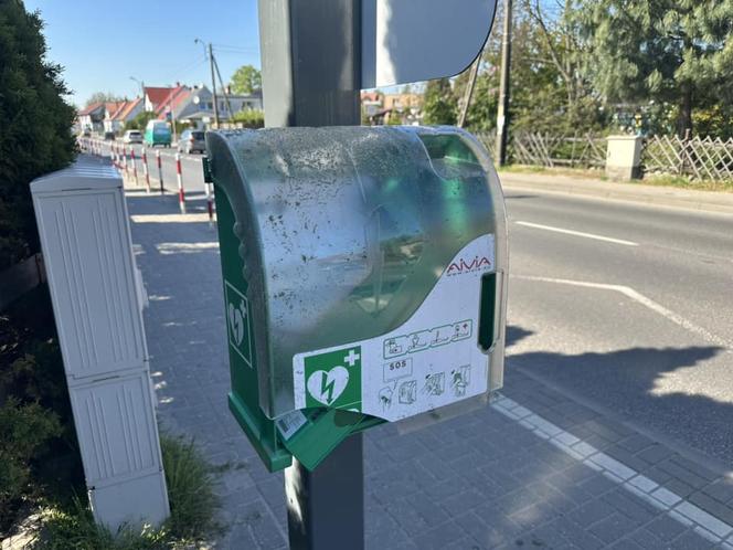Akt wandalizmu w Przylepie. Zniszczony został defibrylator AED
