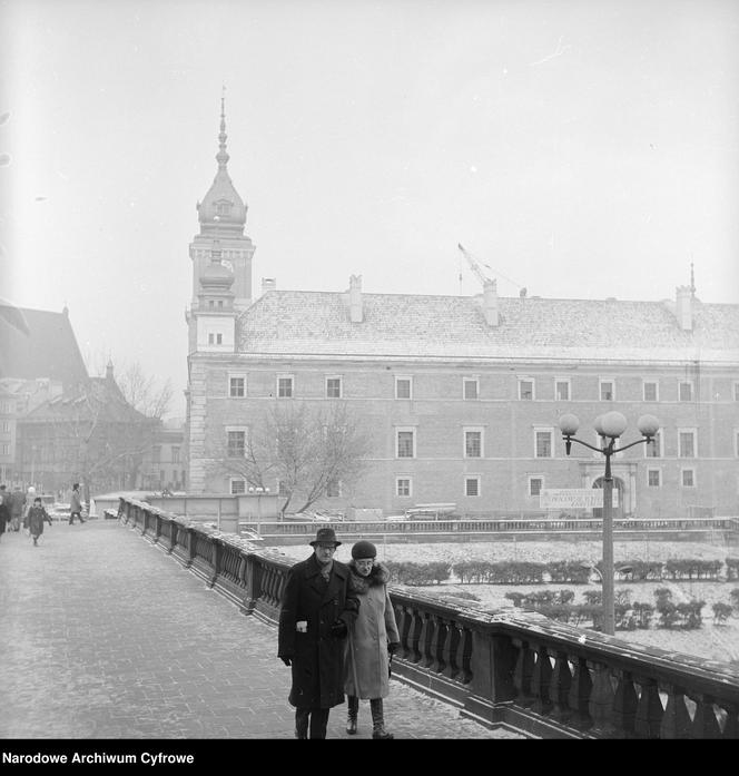 Kiedyś to było! Zaśnieżona Warszawa w PRL-u, teraz takiej zimy już nie ma... Pamiętacie?