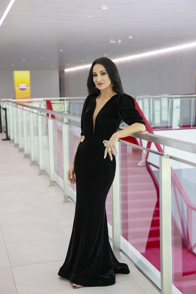 Justyna Steczkowska w dopasowanej kreacji. Podkreśliła wszystkie swoje atuty