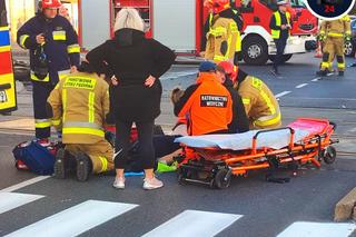 Poważny wypadek na Mokotowie. Motocyklista w szpitalu