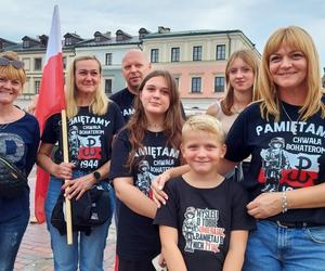 Zamościanie uczcili 79. rocznicę wybuchu Powstania Warszawskiego   [GALERIA]