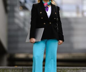 Z korporacji przesiadła się do taksówki