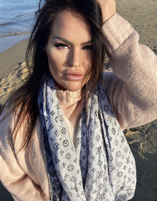 Anię Papierz kręcą starsi panowie