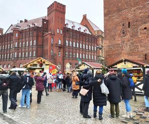 Jarmark Bożonarodzeniowy w Gdańsku. Tłumy na Targu Węglowym