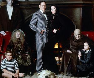 Rodzina Addamsów - kadry z kultowego filmu