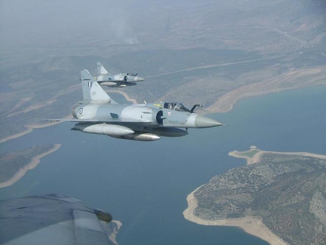 Samolot Mirage 2000