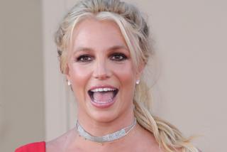 Paris Hilton i Cher reagują na decyzję ustąpienia ojca Britney Spears. Co powiedziały?