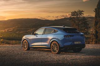 Ford Mustang Mach-E GT (Grabber Blue)