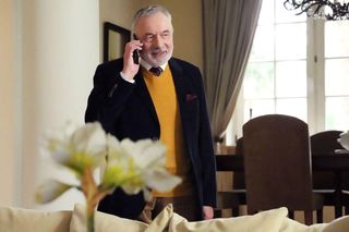 Barwy szczęścia, ostatni odcinek 3202: Andrzej od początku wszystko udawał. Już będąc z Józefiną, spotykał się z innymi bogatymi kobietami