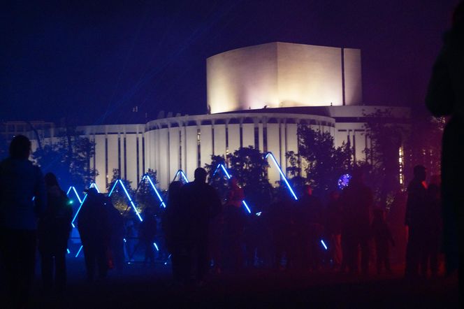 Święto Światła na bydgoskiej Wyspie Młyńskiej. Niezapomniany pokaz przyciągnął tłumy