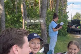 	M jak miłość nowy sezon. Adam Karski (Patryk Szwichtenberg), Natalka (Dominika Suchecka), Hania (Wiktoria Basik) na planie