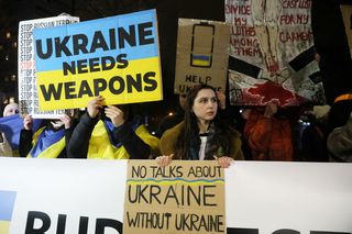 Protest pod ambasadą USA w Warszawie (3.03.2025)