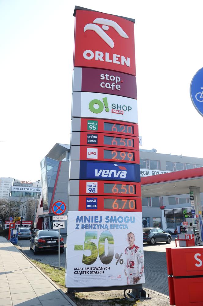 Wojna w Ukrainie. Benzyna w Polsce już powyżej 6 zł za litr