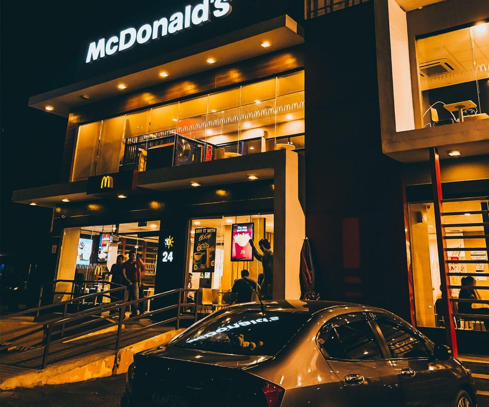 McDonalds 24.12.2023 - czy jest otwarty? Od której, do której godziny? 