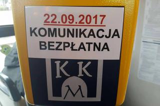 Zaklejone kasowniki w tramwajach i autobusach: W piątek po Krakowie jeździmy za darmo!