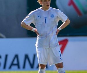 Kapitan mistrza Islandii ma wiele talentów