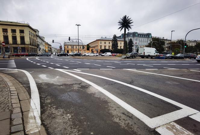 Rondo de Gaulle'a w Warszawie po frezowaniu