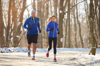 Bieganie zimą: jak biegać po śniegu i po lodzie? 