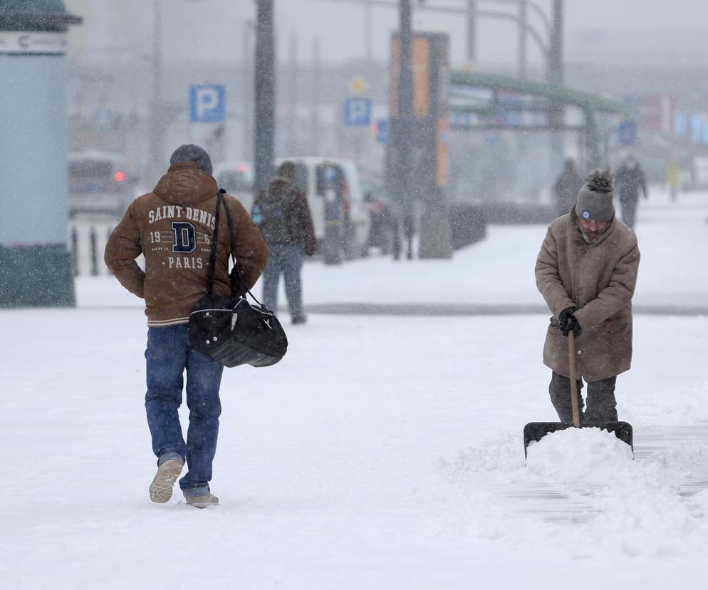 Nadchodzi totalne załamanie pogody. W Warszawie sypnie śnieg!