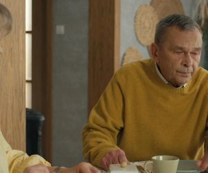 Barwy szczęścia, odcinek 3166. Basia (Sławomira Łozińska), Czesław (Marian Jaskulski)