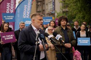 Zandberg tłumaczy, dlaczego nie poprze żadnego z kandydatów