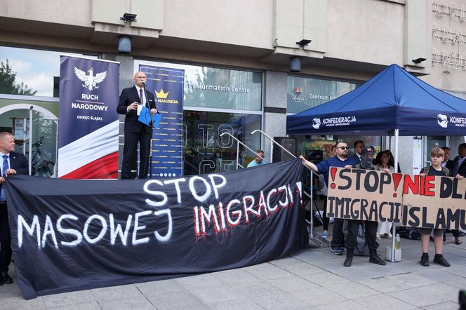 Pikieta Stop Migracji w Katowicach