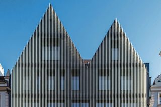 Kamienica Odrzańska 11-12 we Wrocławiu